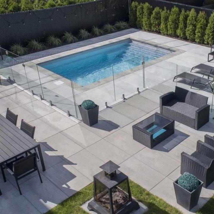 Nous disposons d’une équipe expérimentée dans l’installation de piscines creusées modernes en fibre de verre